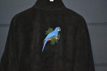 Fleecevest met hyacintara (2), Dieren en Toebehoren, Vogels | Hokken en Kooien, Ophalen of Verzenden, Nieuw