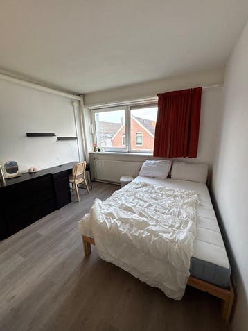 Kamer te huur in Rotterdam - 11 m² - 1 kamer(s), Huizen en Kamers, Rotterdam