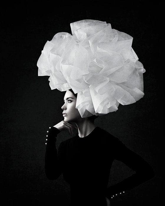Elena Paraskeva - White Lotus - XL, Antiek en Kunst, Kunst | Designobjecten