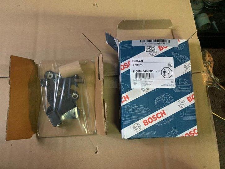 Dynamo Voltage Regulator F00M346081, Auto-onderdelen, Carrosserie en Plaatwerk