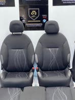 Peugeot 208 1.2i bj.2014 bekledingset compleet stoelen, Auto-onderdelen, Interieur en Bekleding, Gebruikt, Peugeot