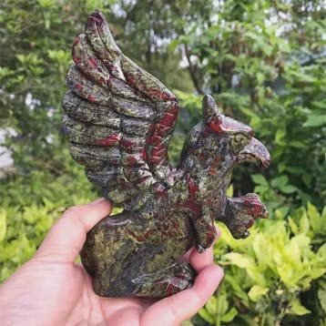 Gegraveerd Kristallen Griffioen Beeldje - 15cm Natuurlijke B