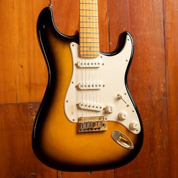 Fender 50th Anniversary Deluxe Strat Two-tone sunburst 2004, Muziek en Instrumenten, Ophalen of Verzenden, Nieuw