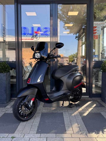 Vespa Sprint IGET E5 brom | 1700km! | BTWer | garantie, Overige modellen, Maximaal 45 km/u, Ophalen of Verzenden, Zo goed als nieuw