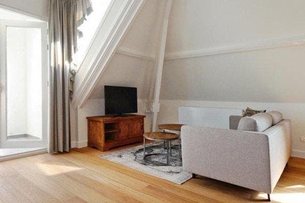 Appartement Bazarstraat in Den Haag, Huizen en Kamers, Huizen te huur, Via bemiddelaar, Den Haag, Appartement