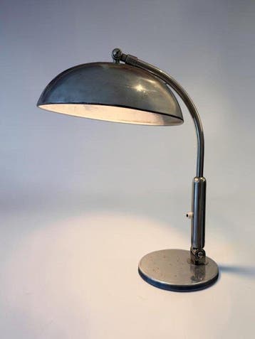 Hala Zeist - H.Th.J.A. Busquet - Tafellamp - Model 144 uit