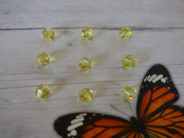 30x Preciosa Kristal Bicone 4mm  gat: 0.5mm Kleur geel, Hobby en Vrije tijd, Kralen en Sieraden maken, Ophalen of Verzenden, Nieuw