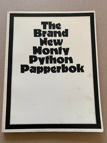 The Brand New Monty Python Papperbok - 1974, Verzenden, Nieuw