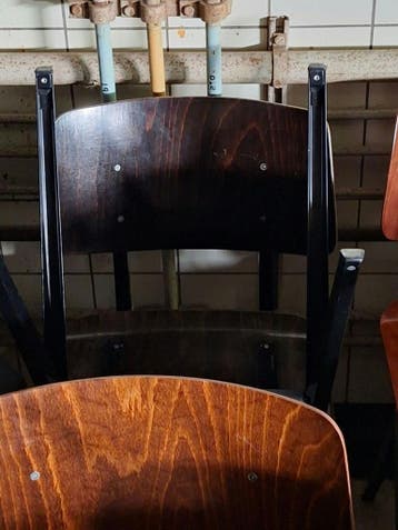 2x Galvanitas S16 Schoolstoel Zwart / Donkerbruin Gebruikt, Gebruikt, Hout