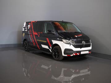 Volkswagen Transporter T6.1 2.0 TDI 150 pk DSG Aut. L2 DC Du, Automaat, Stof, Volkswagen, Zwart