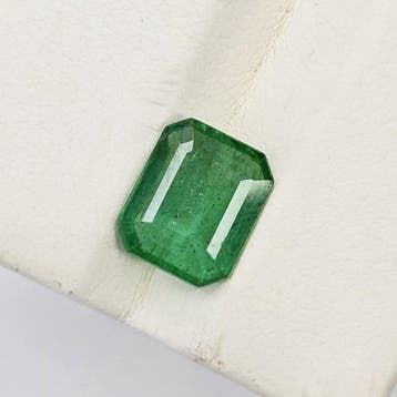 Zonder minimumprijs - 1 pcs Groen Smaragd - 1.61 ct -, Nieuw