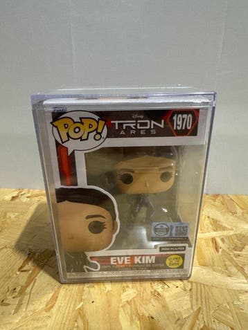 Funko - Funko Pop - Disney Tron Ares - Eve Kim #1970 -
