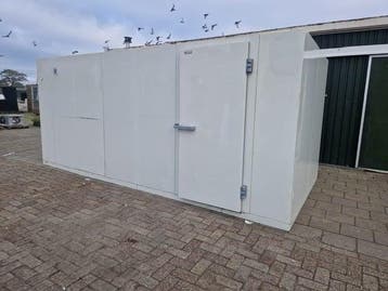 Vriescel 470 x 226 x 211 cm, Nieuw in verpakking, Koelen en Vriezen