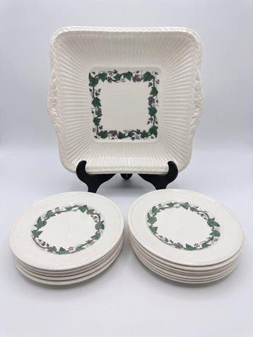 Wedgwood - Tafelservies (13) - STRATFORD - Porselein -