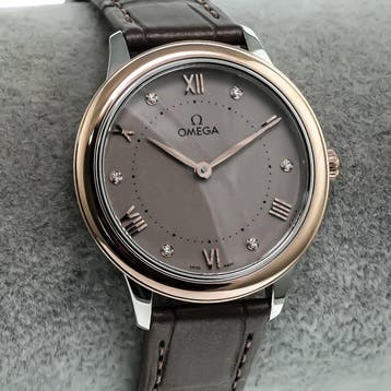 OMEGA - 30 mm, stainless steel – Sedna gold on a leather, Nieuw