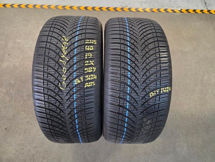 245/40/19 98Y GOODYEAR 4SEIZOENSBANDEN 6,9MM PROFIEL 2X, Auto-onderdelen, Banden en Velgen, 19 inch, Erkend duurzaam, All Season