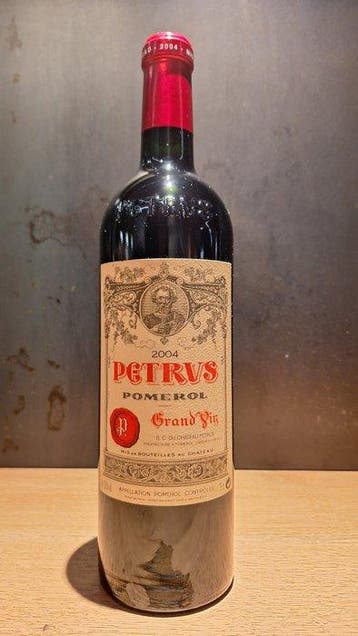2004 Petrus - Pomerol - 1 Fles (0,75 liter), Nieuw