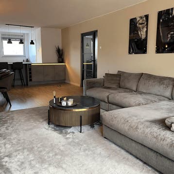 Appartement in Almere gevonden voor €2450,- pm, Huizen en Kamers, Huizen te huur, Direct bij eigenaar, Almere, Appartement, Almere