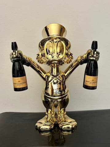 GF Exclusives - Moët & Chandon Champagne Bottle Duck