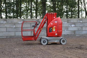 Veiling: Masthoogwerker JLG Toucan 10E Elektrisch 200kg 10m, Ophalen