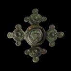 Oud-Romeins emailleversierde kruisvormige broche - grote