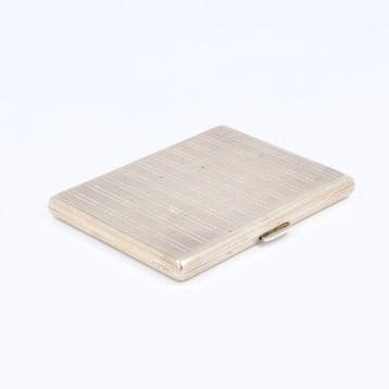 Guilloché decor sigaretten etui. - Sigarettenhouder - .835