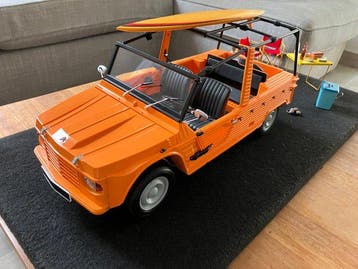 Altaya 1:8 - Modelauto - Citroën Méhari, Nieuw