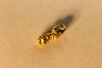 Goud Goud nugget- 0.13 g - (1)