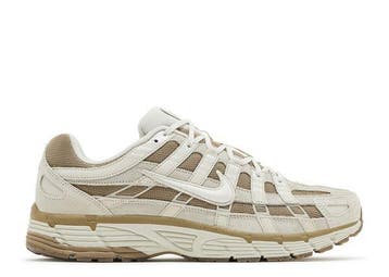 Nike P-6000 Light Orewood Brown (Sneakers, Schoenen), Bruin, Verzenden, Nike, Nieuw
