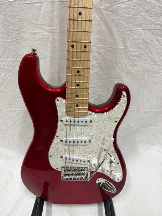 Harley Benton - Standard Series ST-Model – Gemodificeerd - -, Muziek en Instrumenten, Snaarinstrumenten | Gitaren | Akoestisch