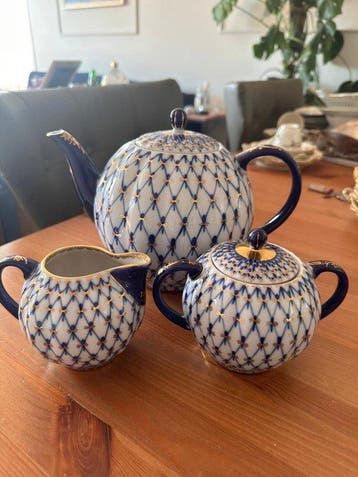 Lomonosov Imperial Porcelain Factory - Koffiepot - COBALT