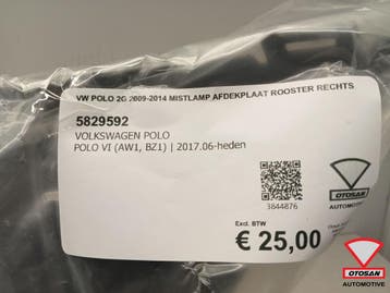 VW Polo 2G 2009-2014 Mistlamp Afdekplaat Rooster Rechts, Ophalen, Gebruikt, Volkswagen, Bumper