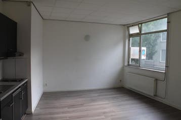 Te huur: Studio Heinseweg in Sittard, Sittard, Limburg
