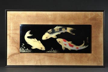 Paneel - Wajima-lakwerk, ingelijst paneel met koi-karpers in