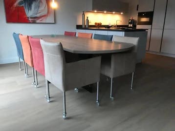Leren kuip eetkamerstoelen met wielen - verschillende, Huis en Inrichting, Stoelen, Ophalen of Verzenden, Nieuw, Leer