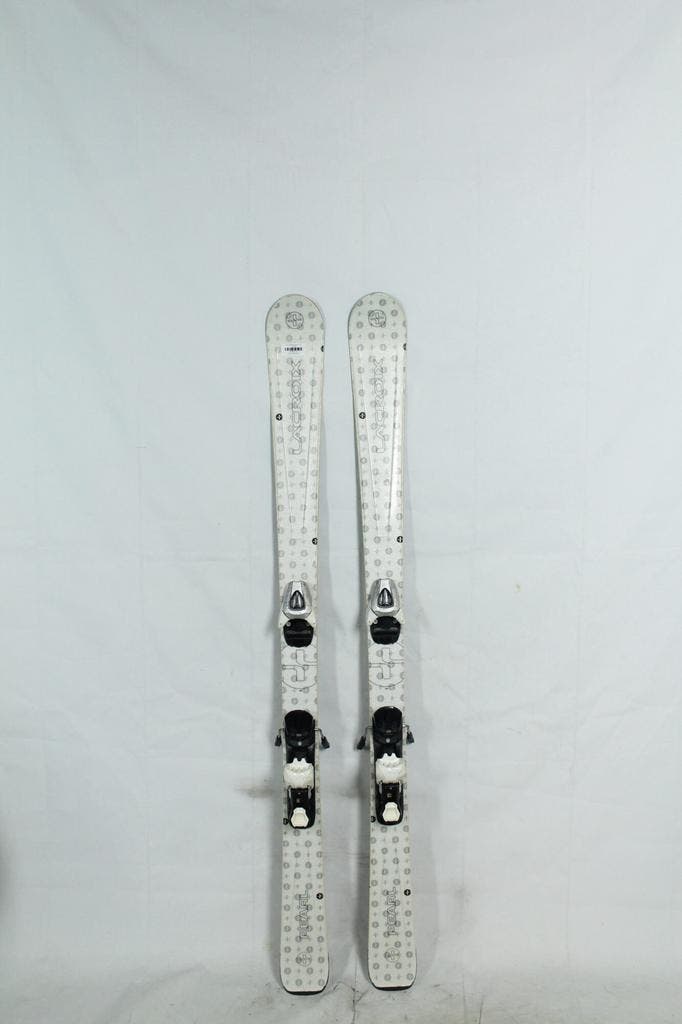Refurbished - Ski - Lacroix Pearl grey - 146, Sport en Fitness, Skiën en Langlaufen, Skiën, 140 tot 160 cm, Gebruikt, Overige merken