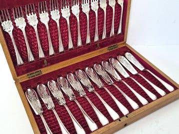 Briddon Brothers - Visbestekset voor 12 personen (24) - met