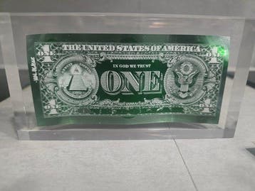 Karl Lagasse (1981) - One dollar Green inclusion
