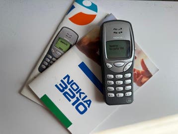 Nokia 3210 - Mobiele telefoon, Nieuw