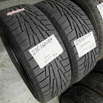 2 x Nokian 235-60-17 Winterbanden 9mm, Gebruikt, 17 inch, 235 mm, Band(en)
