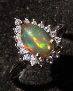 Opaal - Zilver, Het Prisma van de Oerstormen – Opale-sieraad