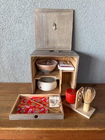 Theeservies - Japanese Matcha Tea Ceremony Utensil Cabinet