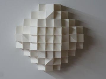 Hans Meeuwsen - Reliëf, 2026 - 84 wit porseleinen wandrelief