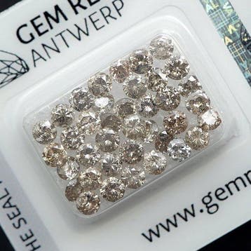 Zonder minimumprijs - 38 pcs Diamant (Natuurlijk gekleurd) -, Nieuw