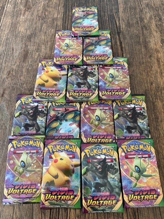 Pokémon - 15 Booster pack - 15x Vivid Voltage - Sword &, Hobby en Vrije tijd, Verzamelkaartspellen | Pokémon