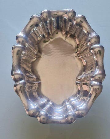 Tafelmiddenstuk - .800 zilver - Elegante zilveren kom