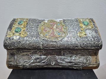 French Art Nouveau / Gothic Revival Jewellery Casket in Wood