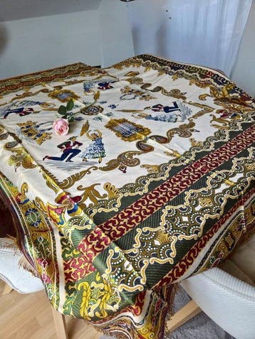 Große Spanische Vintage-Tischdecke / Wandbehang – Sevilla