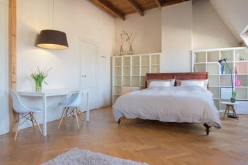 Studio te huur in s-Gravenhage - 40 m² - 1 kamer(s), Den Haag