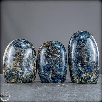 Exclusieve blauw-cordierietset uit Madagaskar – Fascinerende